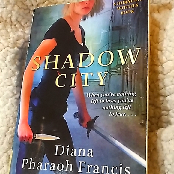 (5/$10) Shadow City by Diana Pharaoh Francis - Picture 1 of 3